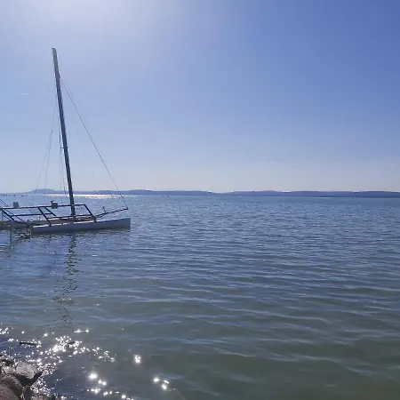 Flamingó Nyaraló *