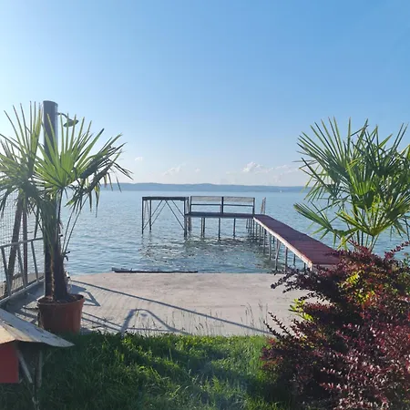 Semesterbostad Flamingo