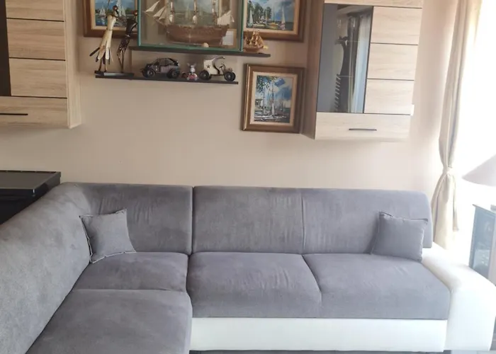 Flamingo Semesterbostad *